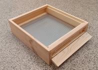 Varroa dno s podložkou 39x24 Tachov (9 rámků) 